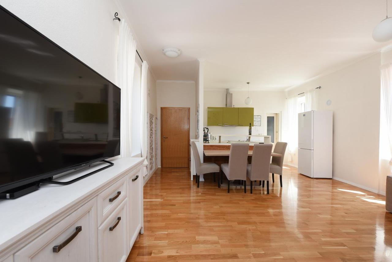 Apartment Karuzz 扎达尔 外观 照片