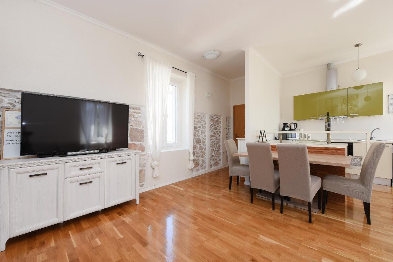 Apartment Karuzz 扎达尔 外观 照片