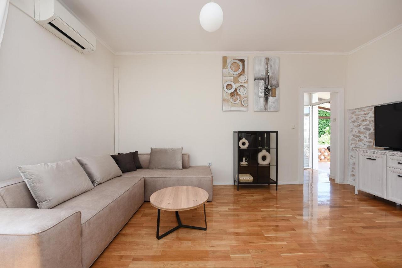 Apartment Karuzz 扎达尔 外观 照片