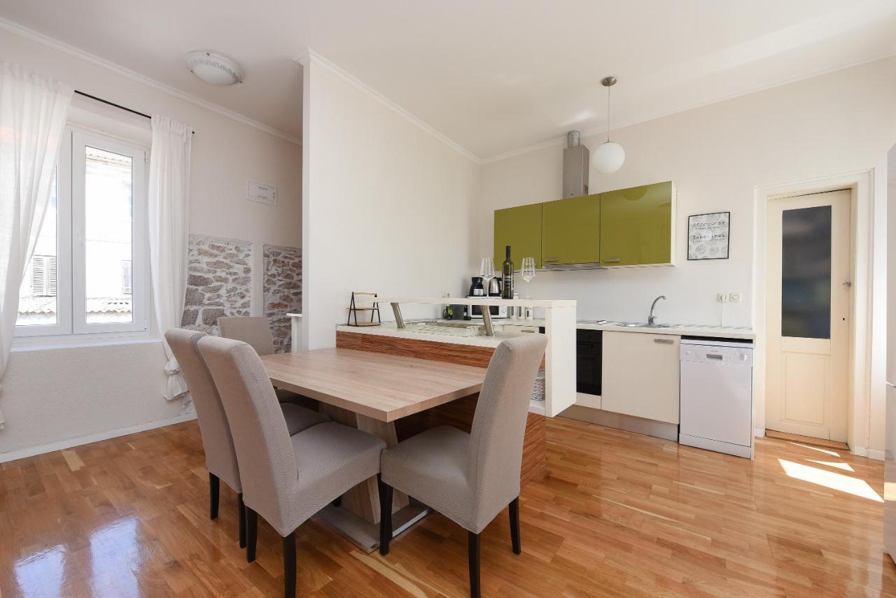 Apartment Karuzz 扎达尔 外观 照片
